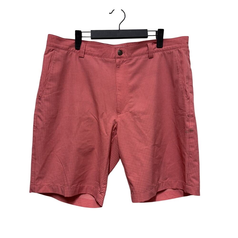 Peter Millar Golf Shorts coral Gingham with cloud lined pockets Size 36